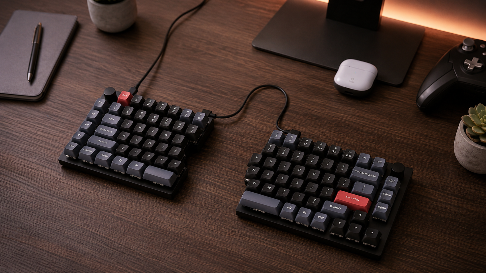 Split mechanical keyboard for programming